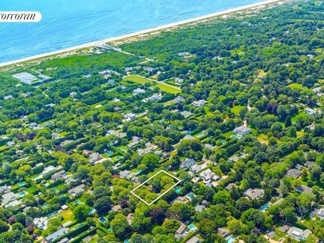 House for sale in Wainscott, New York