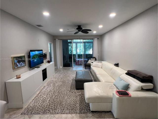 Condo for sale in Dania, Florida