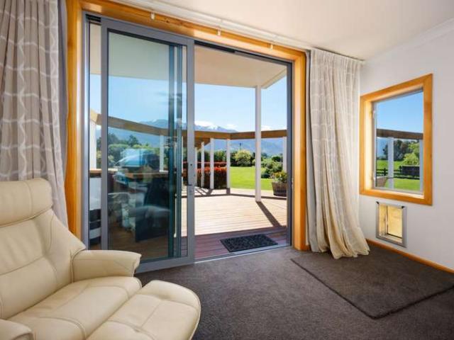 Property for sale in Marlborough