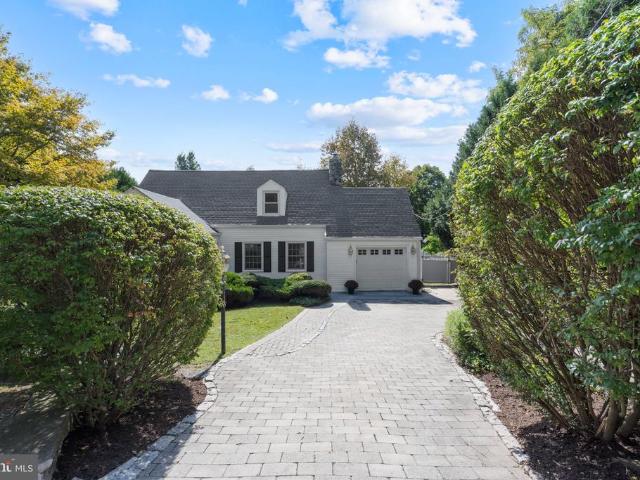 House for sale in Eaton Place, Hopewell