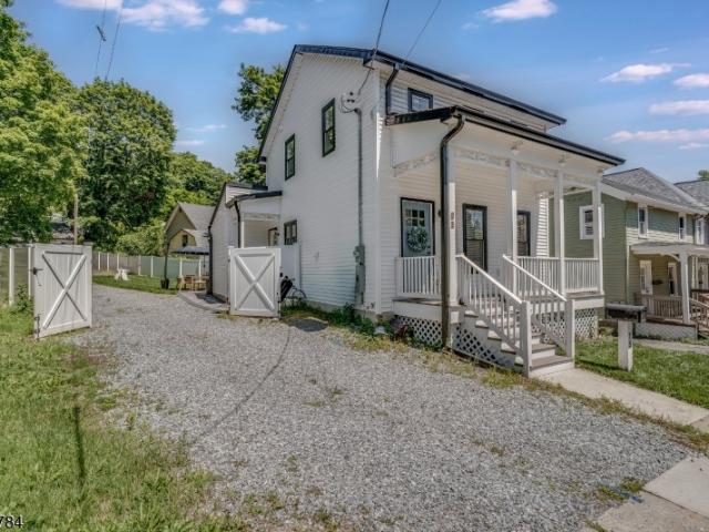 House for sale in Newton, New Jersey