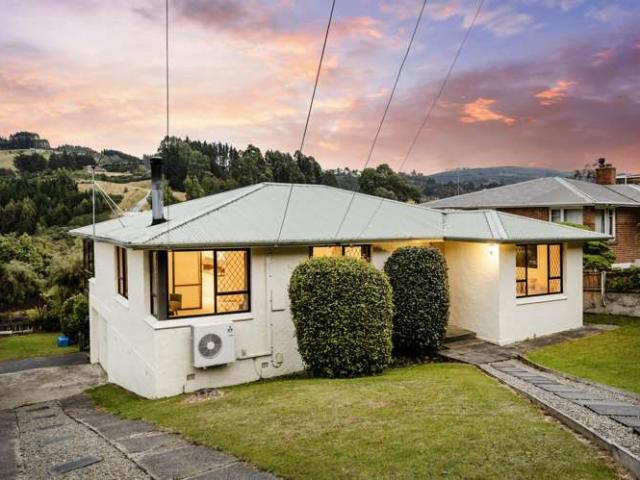 House for sale in Otakou