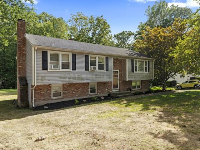House for sale in Wallingford, Connecticut