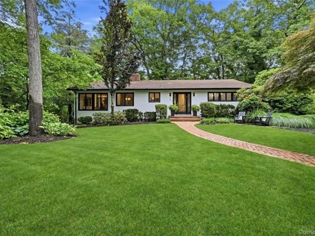 House for sale in Huntington, New York