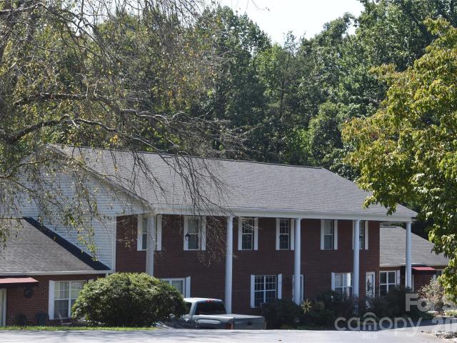 Townhouse for sale in Marion, McDowell County