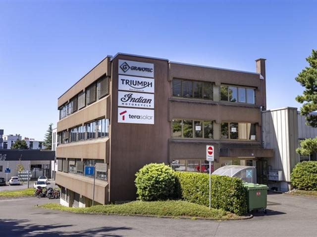 Büro mieten in Crissier, Waadt