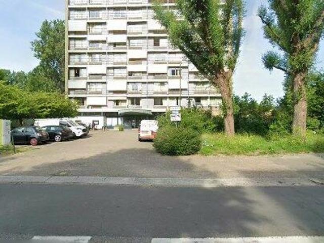 Bedrijfspand te huur in Wielwijk, Dordrecht