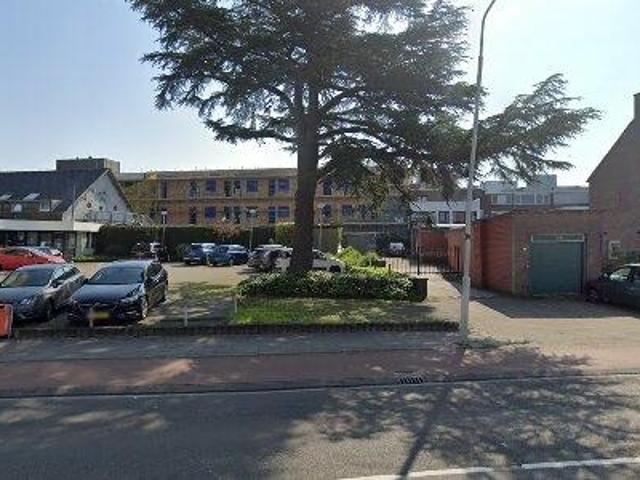 Bedrijfspand te huur in Roosendaal, Noord Brabant