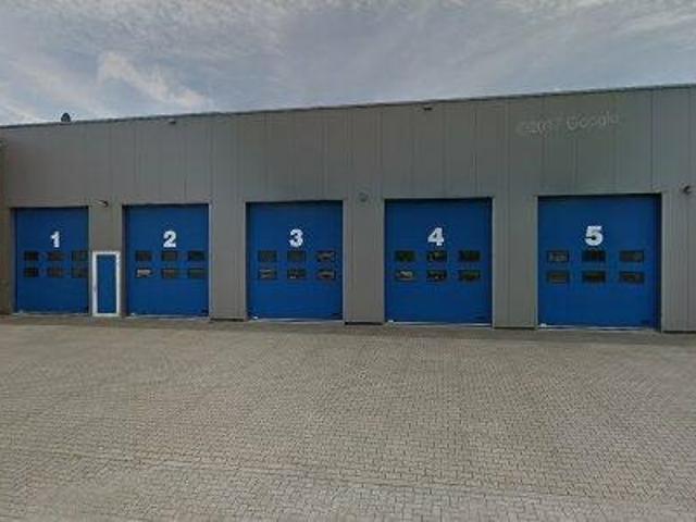 Bedrijfspand te koop in Olst, Overijssel