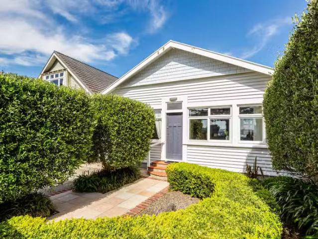 House for rent in Days Bay, Wellington