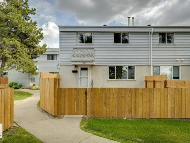 Townhouse for sale in Wedgewood, Alberta