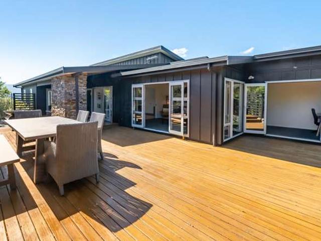 House for sale in Pauatahanui, Wellington