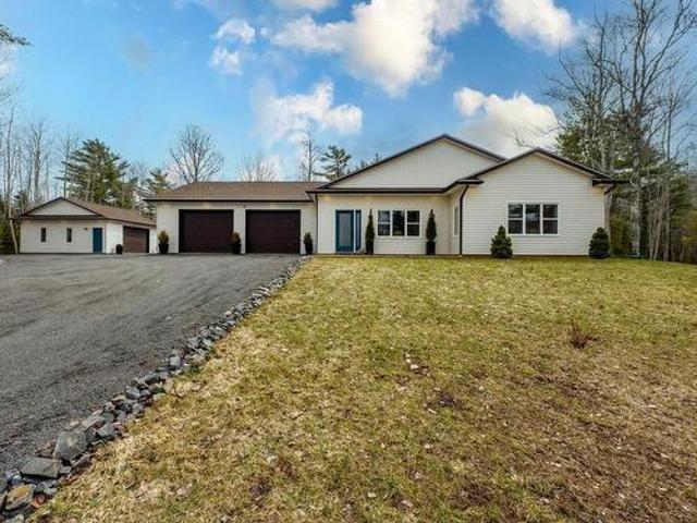 Condo for sale in Hants, Nova Scotia