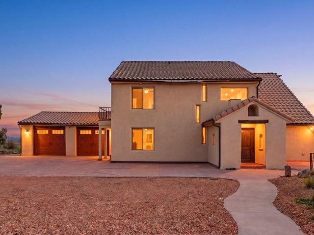 House for sale in Alton, Utah