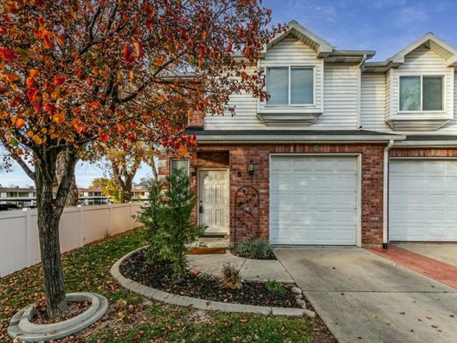 Townhouse for sale in Bountiful, Utah