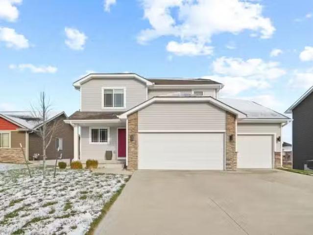 House for rent in Urbandale