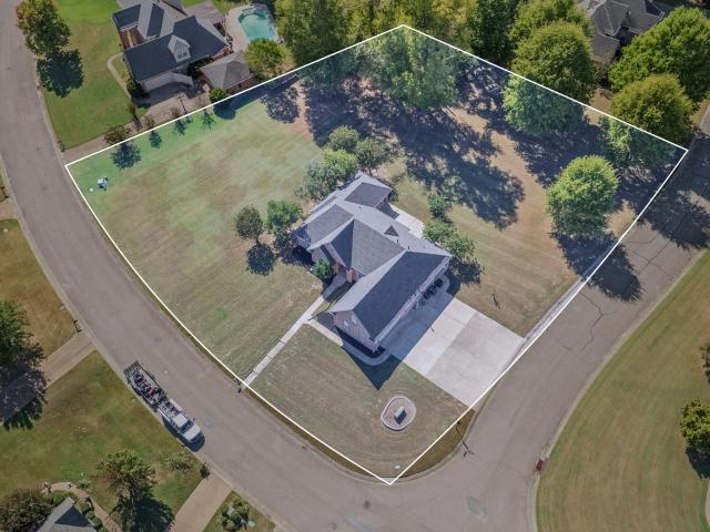 House for sale in Oakland, West Tennessee