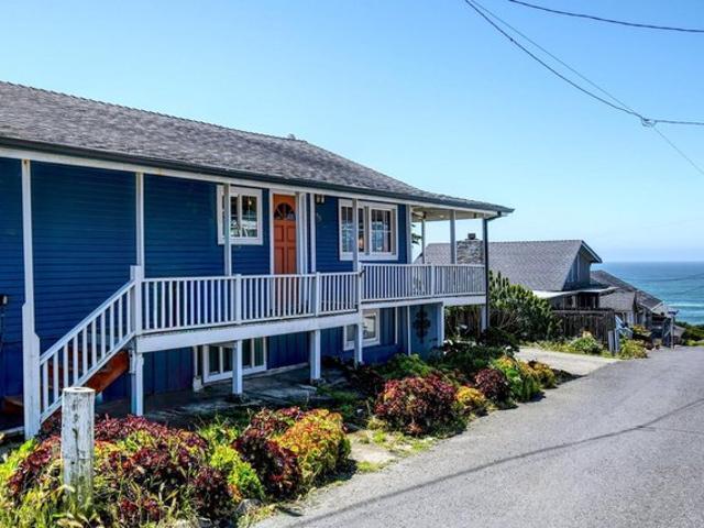 House for sale in Dillon Beach, California