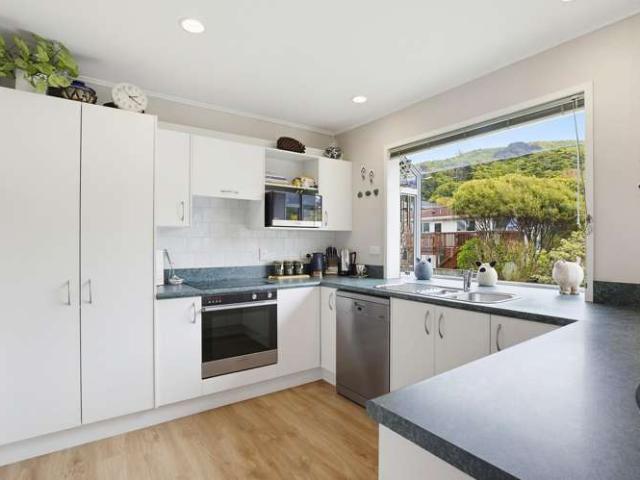 House for sale in Tawa, Wellington City