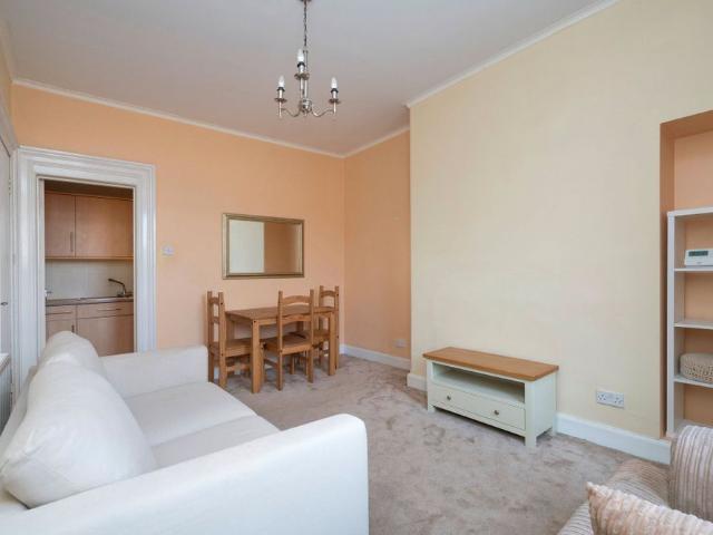 Apartment for rent in Corstorphine, Scotland