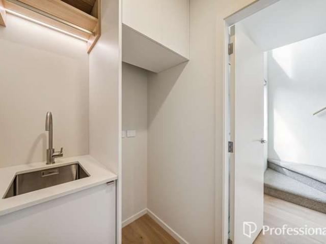 Townhouse for sale in Days Bay, Wellington