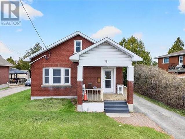 House for sale in Wanup, Ontario