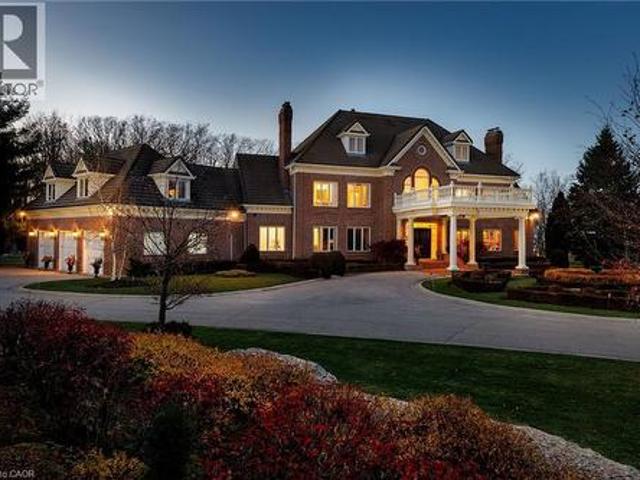 House for sale in Ancaster, Ontario