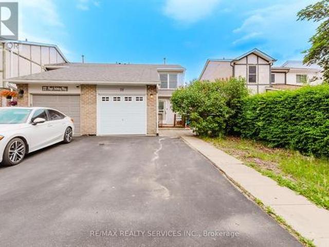 House for sale in Brampton, Golden Horseshoe