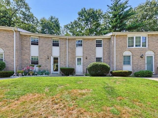Condo for sale in Ayer, Massachusetts