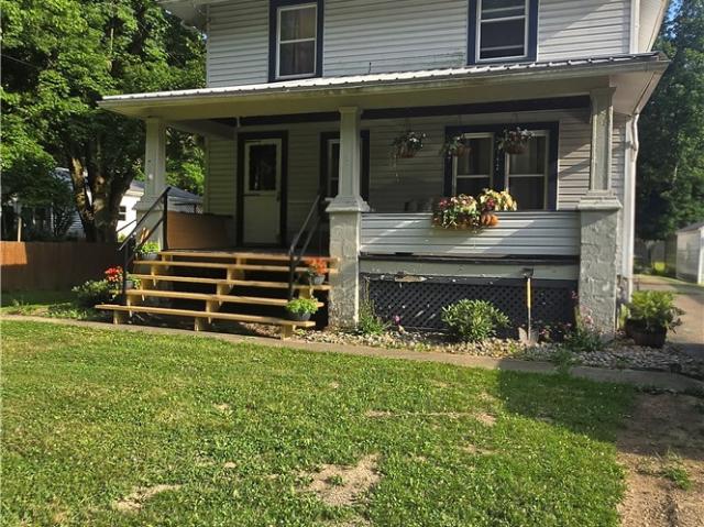 House for sale in Mercer, Pennsylvania
