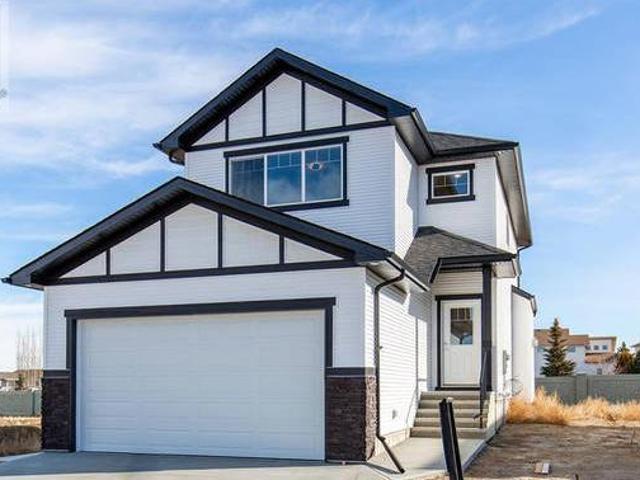 House for sale in Medicine Hat, Alberta