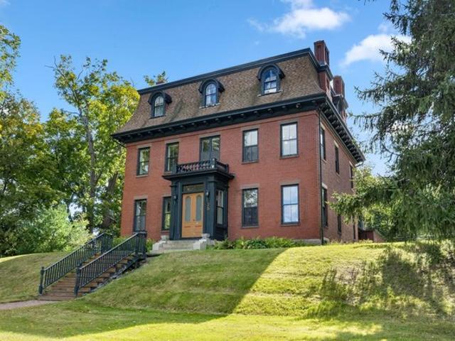House for sale in Rollinsford, Strafford County