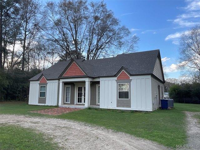 House for sale in Elmore, Alabama