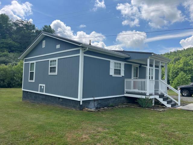 House for sale in Williamsburg, Kentucky