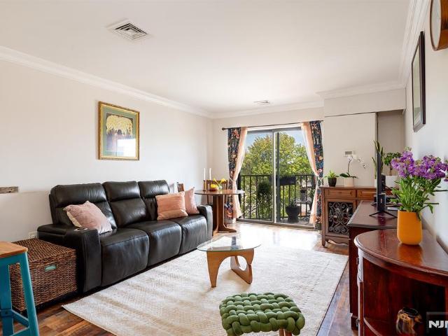 Condo for sale in Hackensack, Bergen County