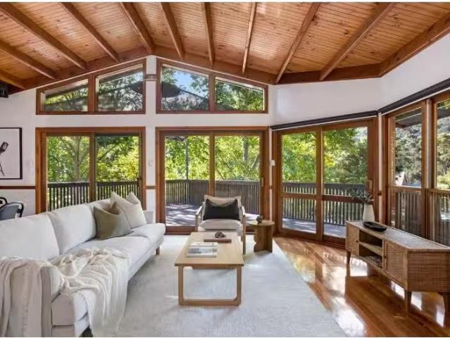 House for rent in Wollongong West, New South Wales