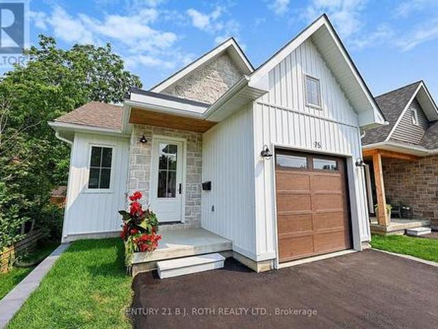 House for sale in Barrie, Ontario