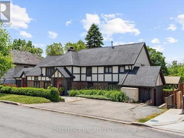 House for sale in Niagara, Ontario