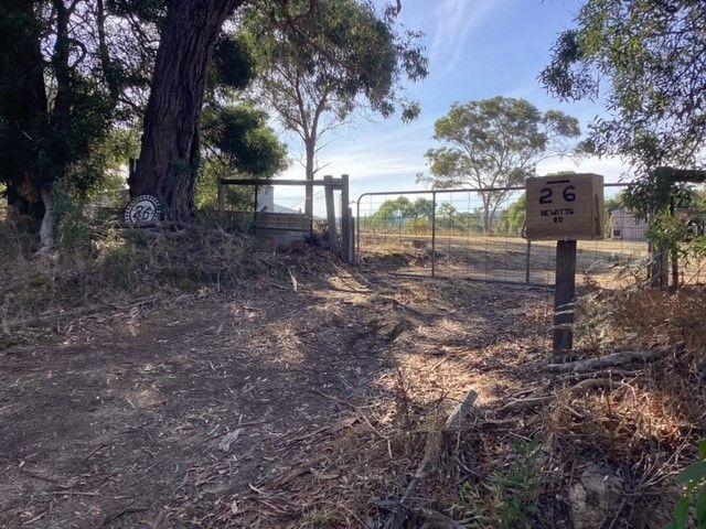 Cottage for sale in Linton, Victoria