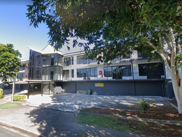 Office for rent in Toombul, Queensland