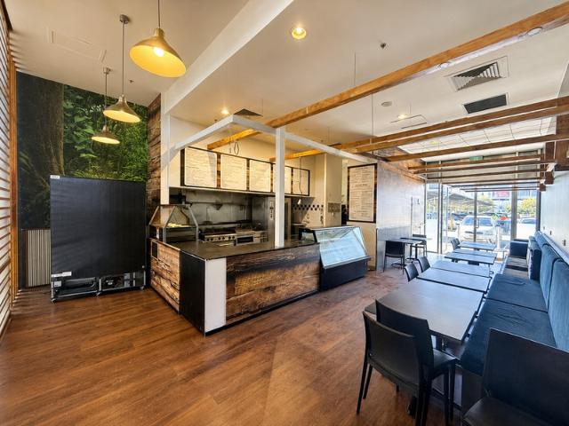 Retail for rent in Toombul, Queensland