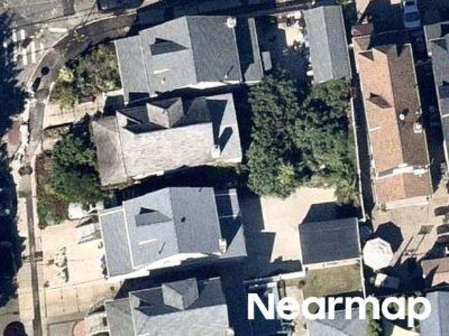 House for sale in Queens, Arverne