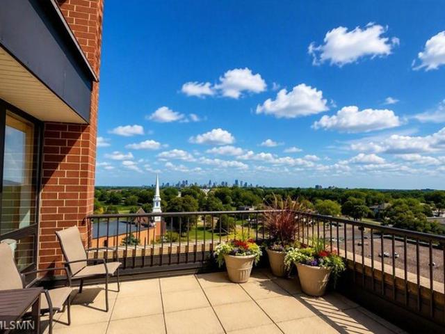 Condo for sale in Hennepin, Minnesota