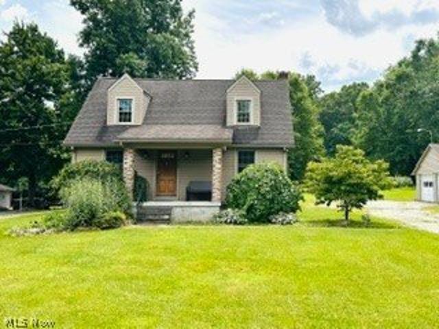 House for sale in Brookfield, Ohio