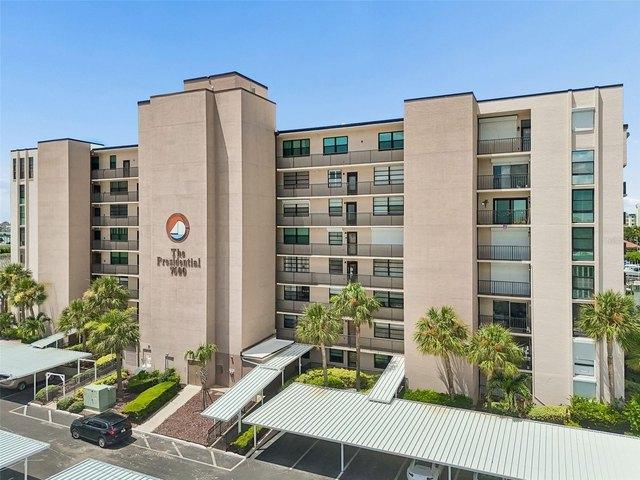 Condo for sale in South Pasadena, Florida