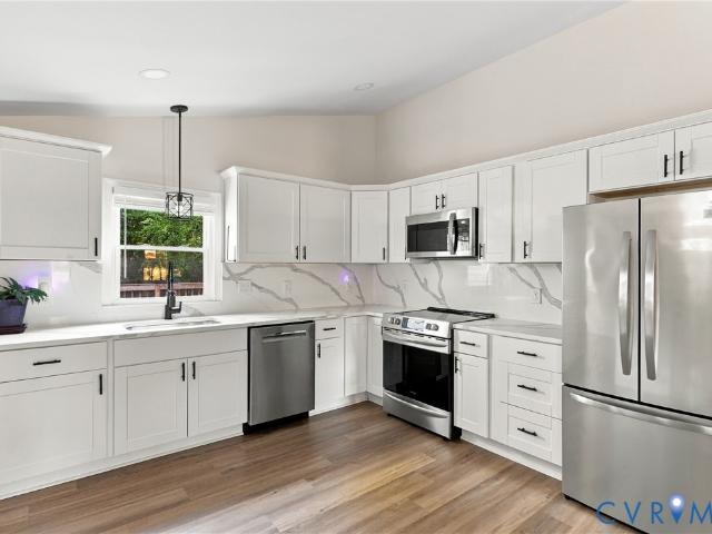House for sale in Henrico, Laurel
