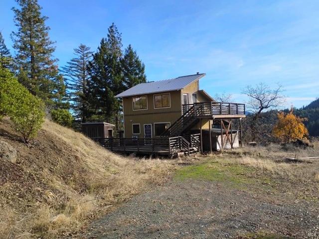 House for sale in Laytonville, California