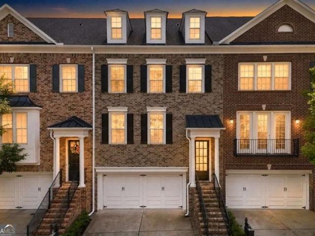 Townhouse for sale in Roswell, Georgia