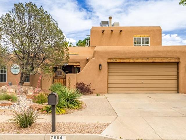 House for sale in New Mexico