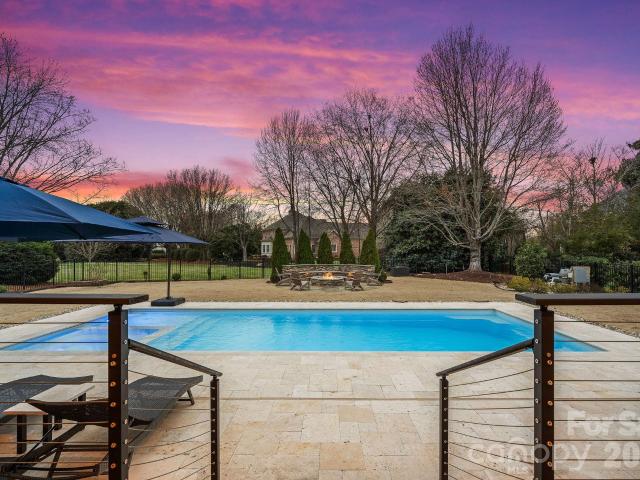 House for sale in Mecklenburg, North Carolina